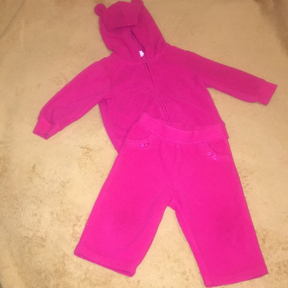 Circo Pink matching Set Of sweater & pant size 9M